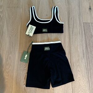 Daily drills biker shorts and sports bra set